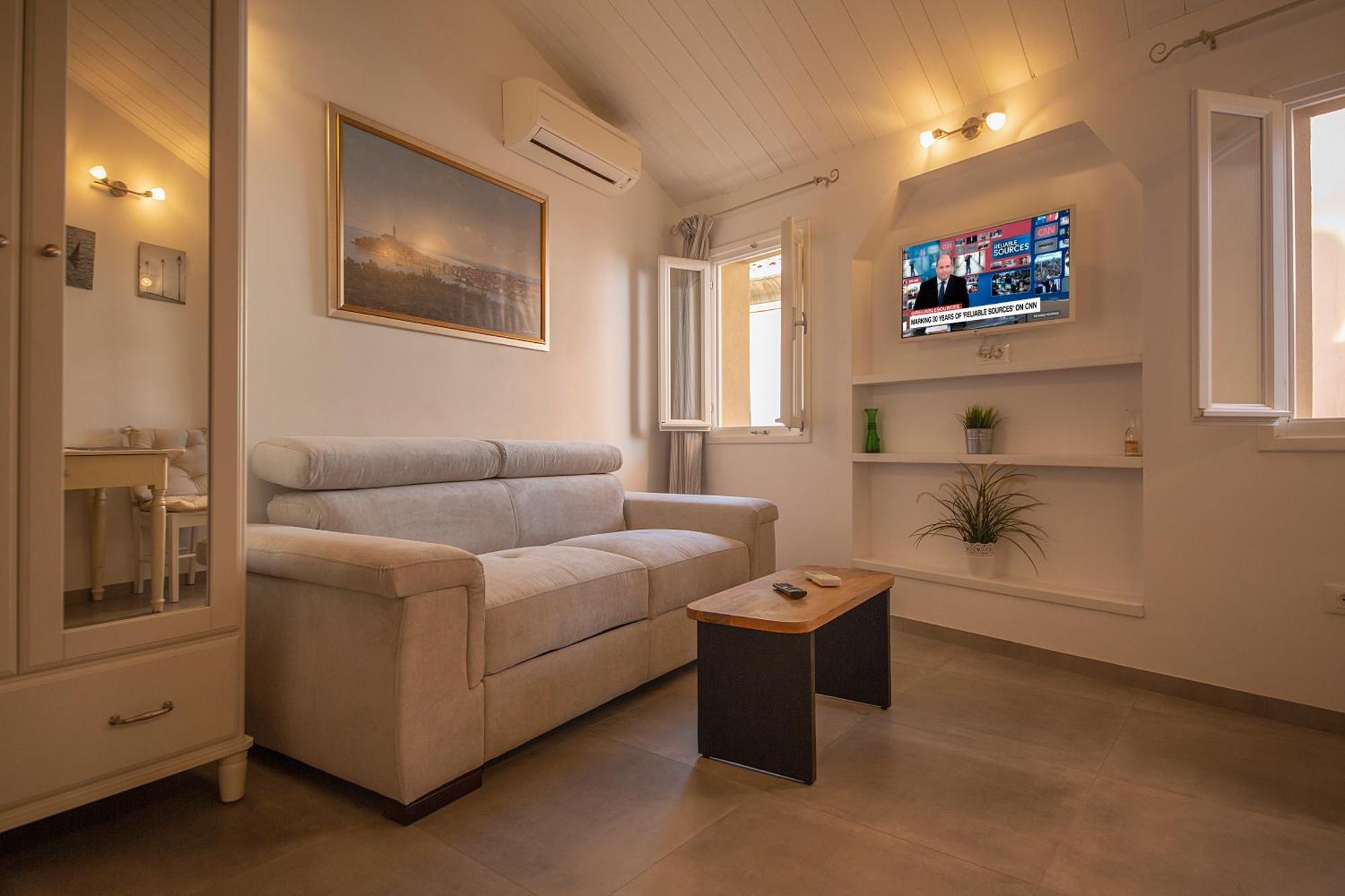 Apartments Casa Vecchia ロヴィニ エクステリア 写真
