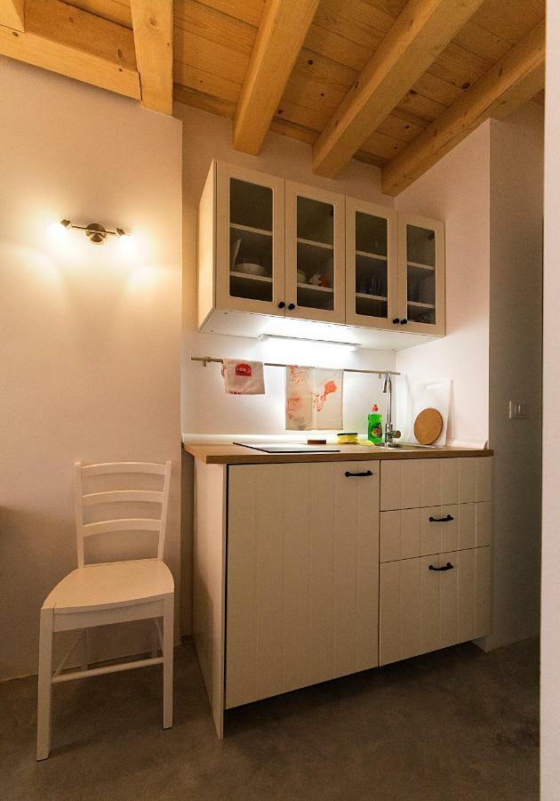 Apartments Casa Vecchia ロヴィニ エクステリア 写真