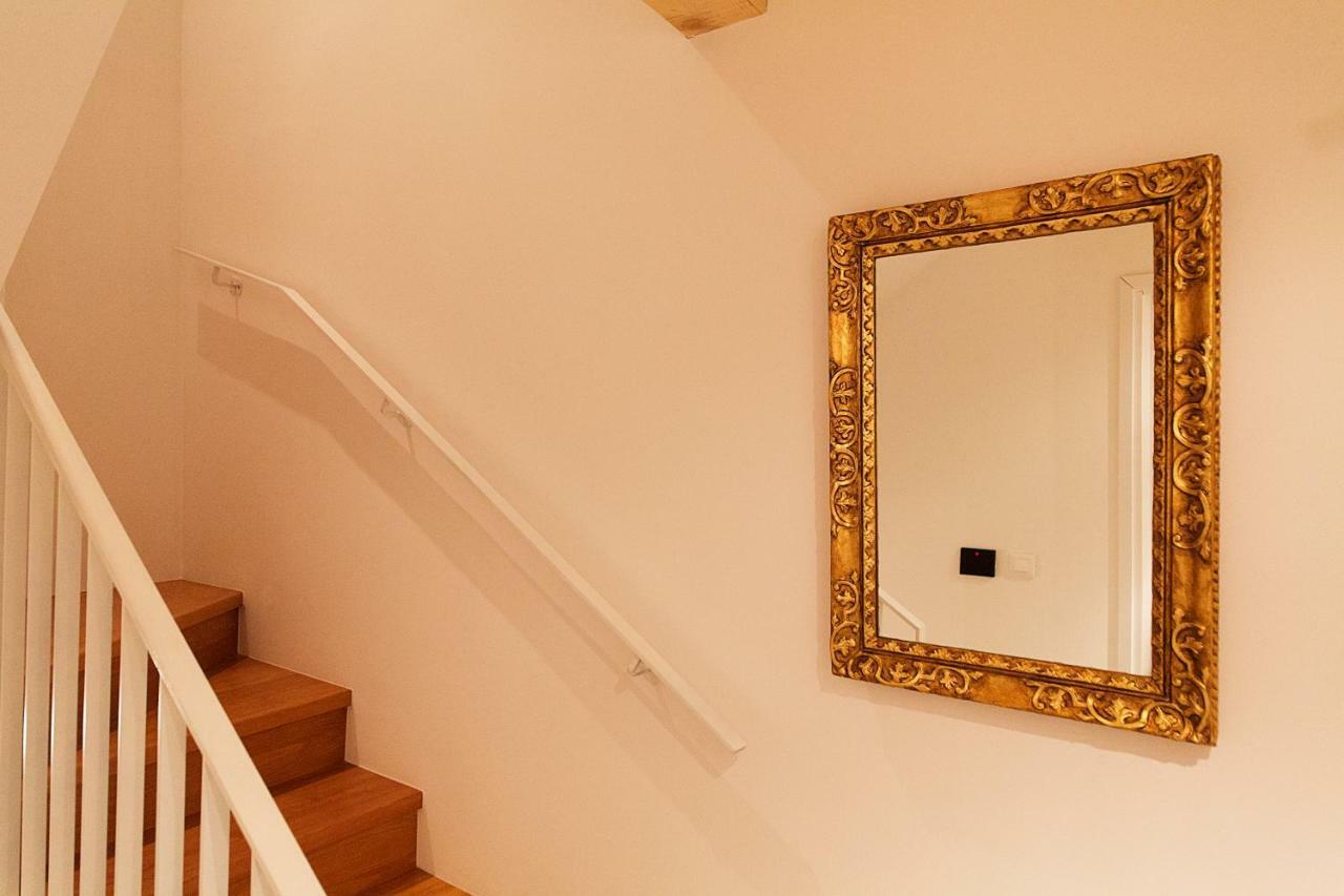 Apartments Casa Vecchia ロヴィニ エクステリア 写真
