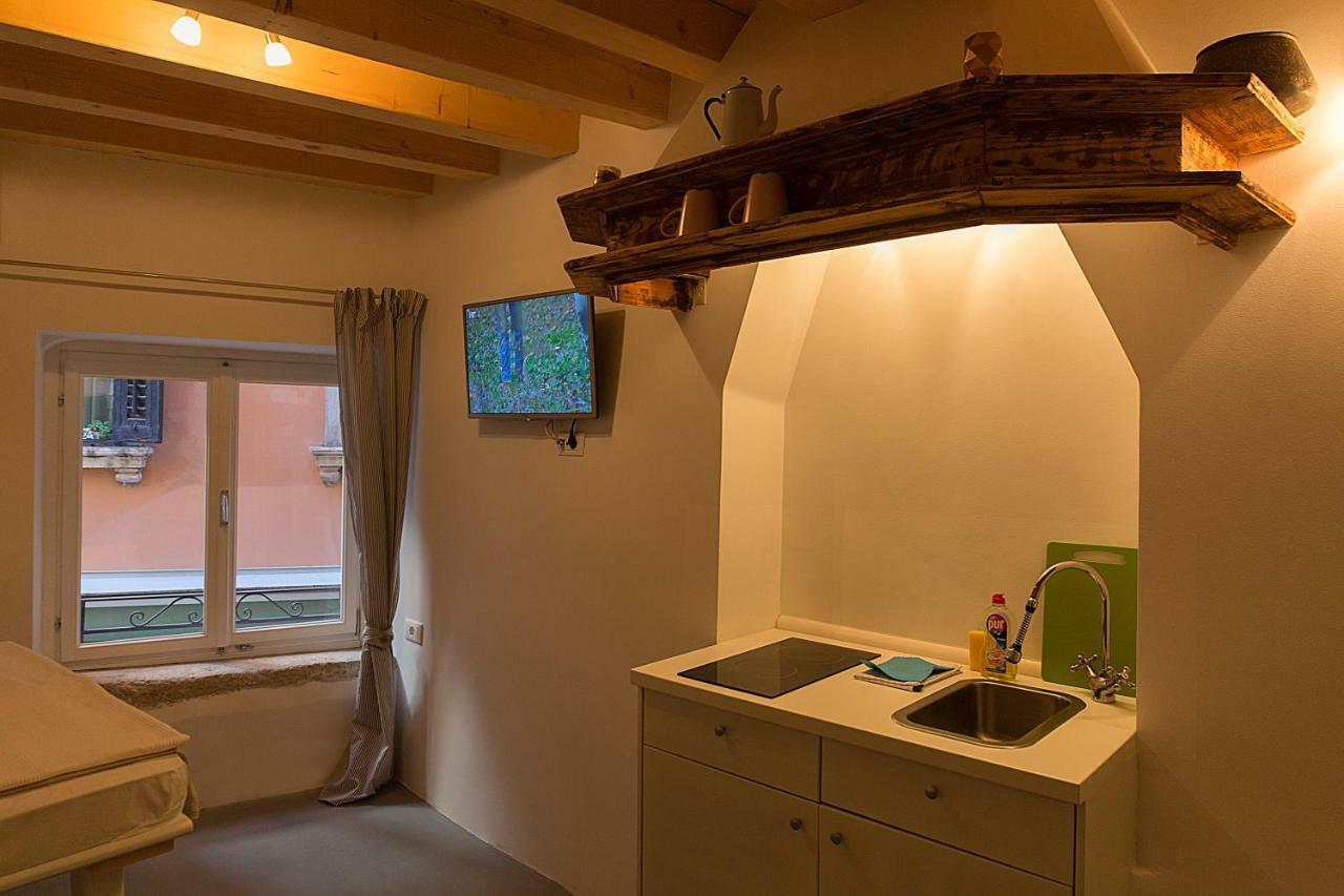 Apartments Casa Vecchia ロヴィニ エクステリア 写真